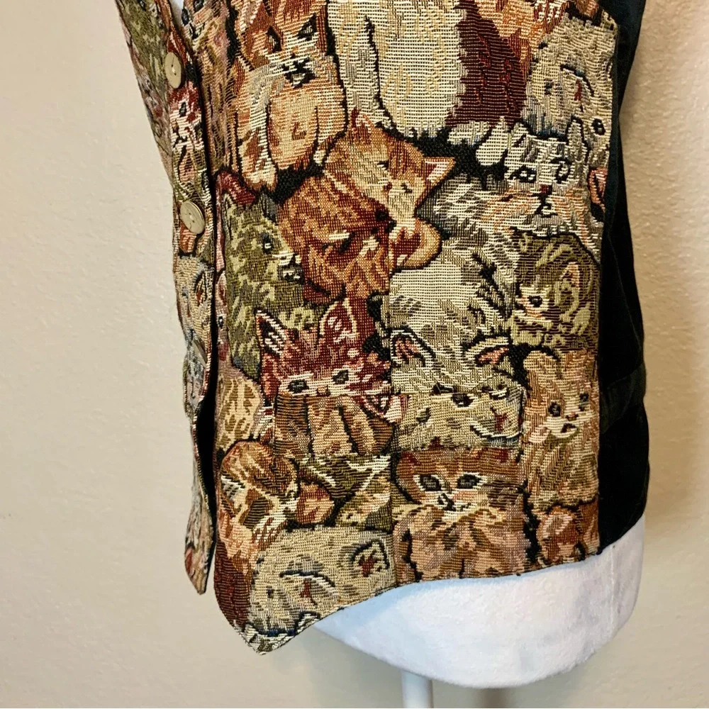 Tapestry Cat Vest Brown Black Tan Size Large